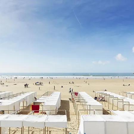 La Brise Marine - 2 Etoiles Face Les Sables-dʼOlonne